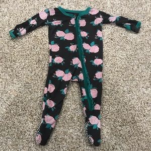 0-3 month KicKee sleeper